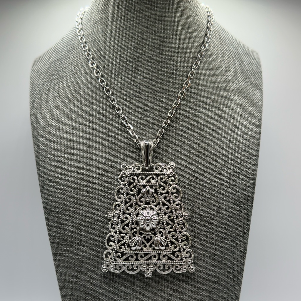 Silver Toned Filigree Pendant Vintage Trifari Statement Necklace